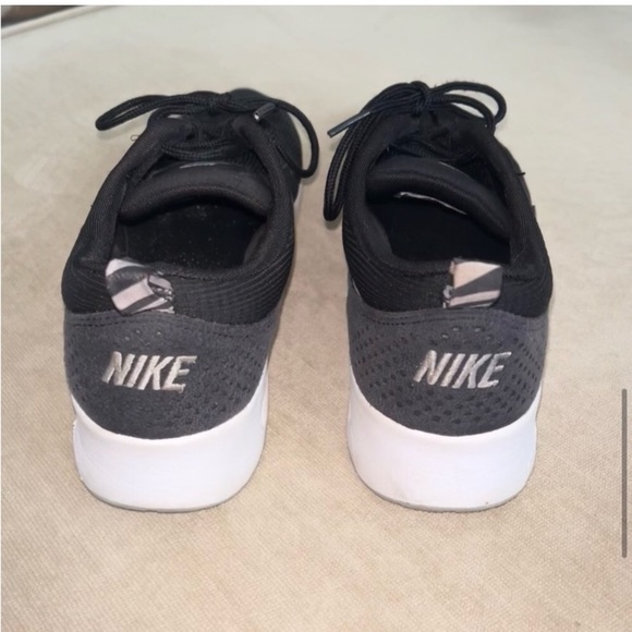 Nike Air Max Thea black/white/gray Womens size 9.5 - Picture 5 of 5